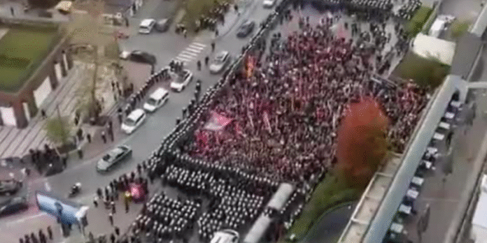 chp-abluka-altinda